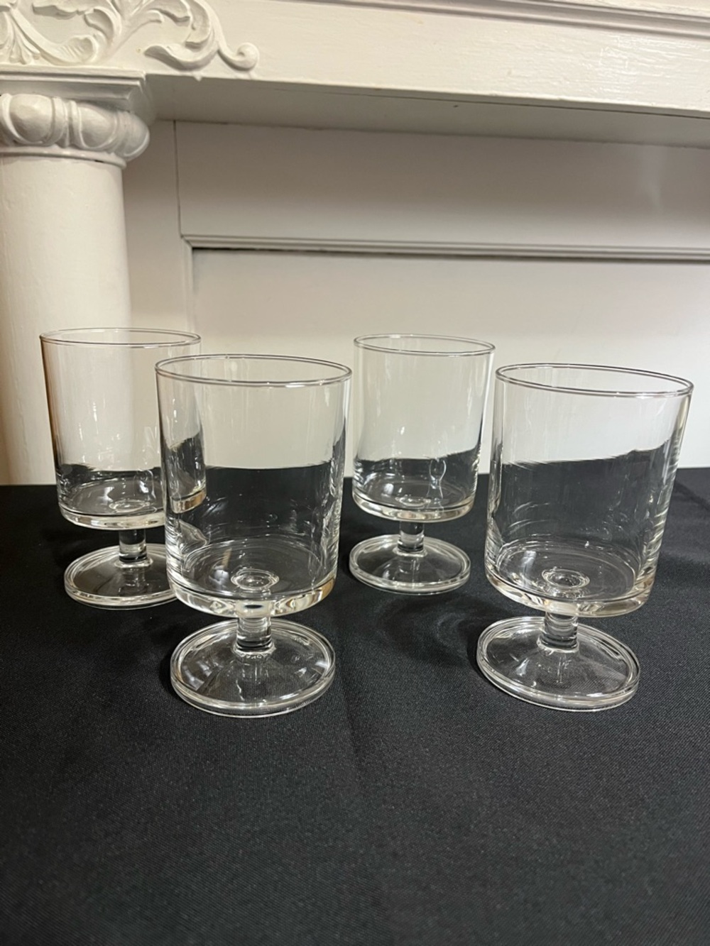 4 Vintage Luminarc France wine water glasses Cavalier